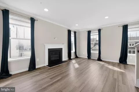 Living - 1518 Ricketts Rd, Frederick, MD 21702 photo 1 of 2