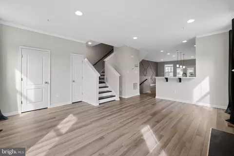 Entry Way - 1518 Ricketts Rd, Frederick, MD 21702 photo 3 of 7
