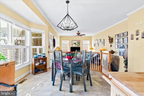 Dining - 2661 Brook Valley Rd, Frederick, MD 21701 photo 4 of 5