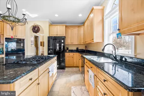 Kitchen - 2661 Brook Valley Rd, Frederick, MD 21701 photo 6 of 6