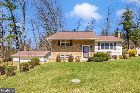 4614 Pinewood Trl, Middletown, MD 21769