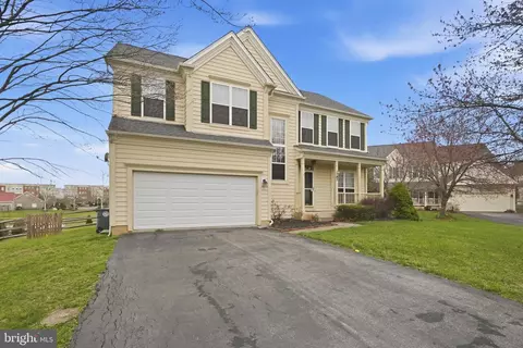 Exterior - 1707 Dearbought Ct, Frederick, MD 21701 photo 4 of 8