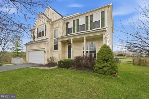 Exterior - 1707 Dearbought Ct, Frederick, MD 21701 photo 5 of 8