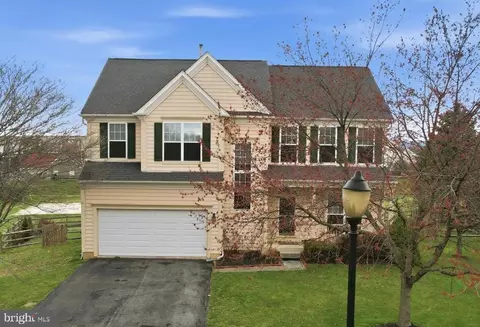 1707 Dearbought Ct, Frederick, MD 21701
