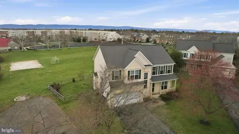 View/Area - 1707 Dearbought Ct, Frederick, MD 21701 photo 9 of 9