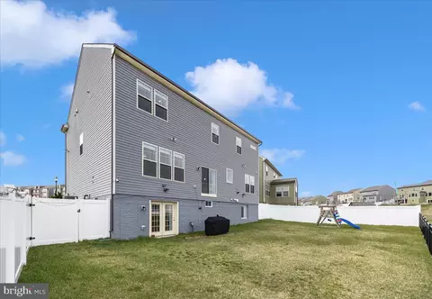 Exterior - 1301 Ricketts Rd, Frederick, MD 21702 photo 8 of 15