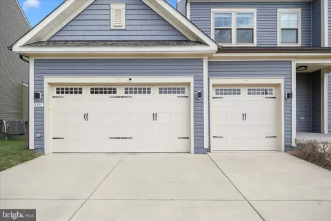 Exterior - 1301 Ricketts Rd, Frederick, MD 21702 photo 5 of 15