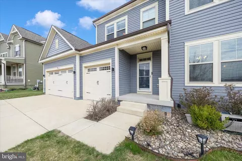 Exterior - 1301 Ricketts Rd, Frederick, MD 21702 photo 4 of 15
