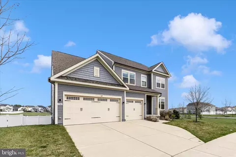 Exterior - 1301 Ricketts Rd, Frederick, MD 21702 photo 2 of 15