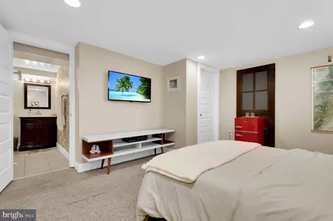 Bedroom - 517 Fairview Ave, Frederick, MD 21701 photo 7 of 7