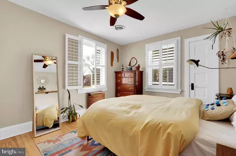 Bedroom - 517 Fairview Ave, Frederick, MD 21701 photo 1 of 7
