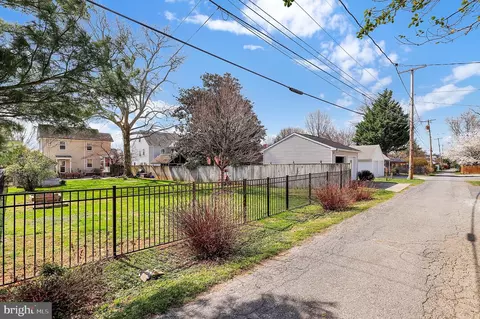 Exterior - 517 Fairview Ave, Frederick, MD 21701 photo 12 of 13