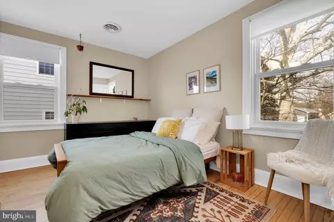 Bedroom - 517 Fairview Ave, Frederick, MD 21701 photo 3 of 7