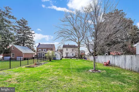 Exterior - 517 Fairview Ave, Frederick, MD 21701 photo 11 of 13