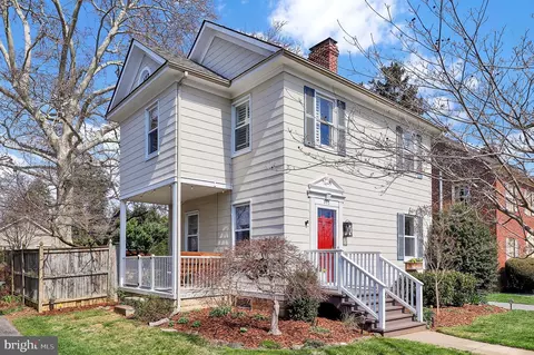Exterior - 517 Fairview Ave, Frederick, MD 21701 photo 4 of 13