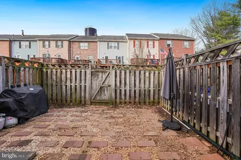 Exterior - 7994 Windsail Ct, Frederick, MD 21701 photo 3 of 5