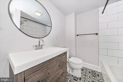 Bath - 202 Maple Ave, Frederick, MD 21701 photo 1 of 1