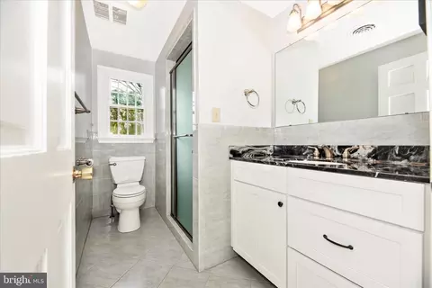 Bath - 8234 Glendale Dr, Frederick, MD 21702 photo 4 of 5