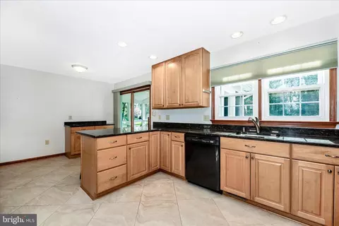 Kitchen - 8234 Glendale Dr, Frederick, MD 21702 photo 8 of 9