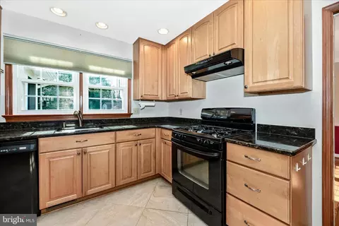 Kitchen - 8234 Glendale Dr, Frederick, MD 21702 photo 9 of 9