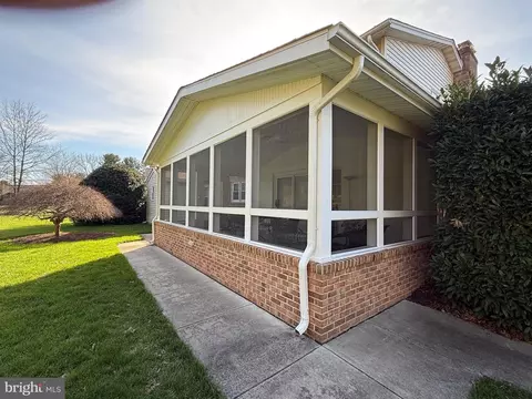 Exterior - 8234 Glendale Dr, Frederick, MD 21702 photo 5 of 22