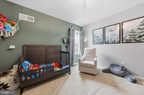 Bedroom - 1621 Hobble Trl, Frederick, MD 21702 photo 6 of 8