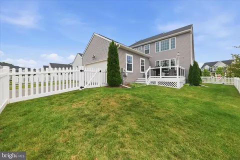Exterior - 1621 Hobble Trl, Frederick, MD 21702 photo 6 of 12