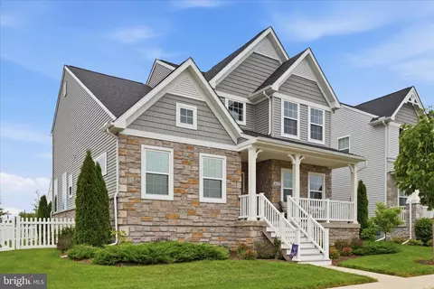 Exterior - 1621 Hobble Trl, Frederick, MD 21702 photo 2 of 12
