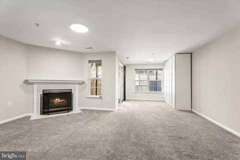 Living - 2631 Cameron Way, Frederick, MD 21701 photo 14 of 19