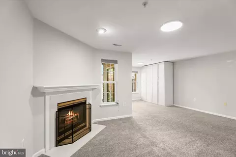 Living - 2631 Cameron Way, Frederick, MD 21701 photo 16 of 19