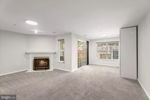 Living - 2631 Cameron Way, Frederick, MD 21701 photo 13 of 19