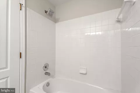 Bath - 2631 Cameron Way, Frederick, MD 21701 photo 6 of 6