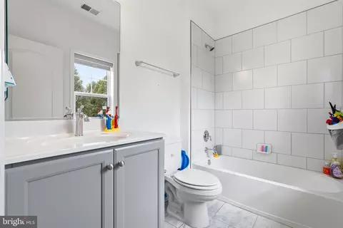 Bath - 2652 Monocacy Ford Rd, Frederick, MD 21701 photo 5 of 6