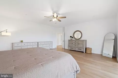 Bedroom - 2652 Monocacy Ford Rd, Frederick, MD 21701 photo 7 of 10