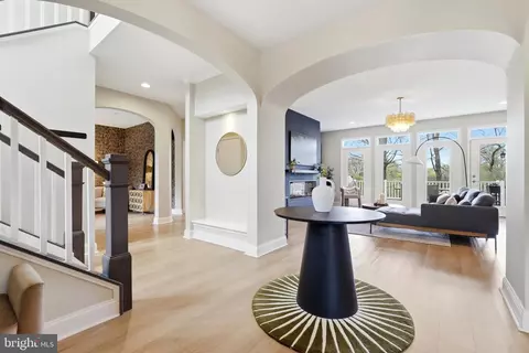 Entry Way - 2652 Monocacy Ford Rd, Frederick, MD 21701 photo 2 of 15
