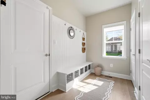 Entry Way - 2652 Monocacy Ford Rd, Frederick, MD 21701 photo 6 of 15