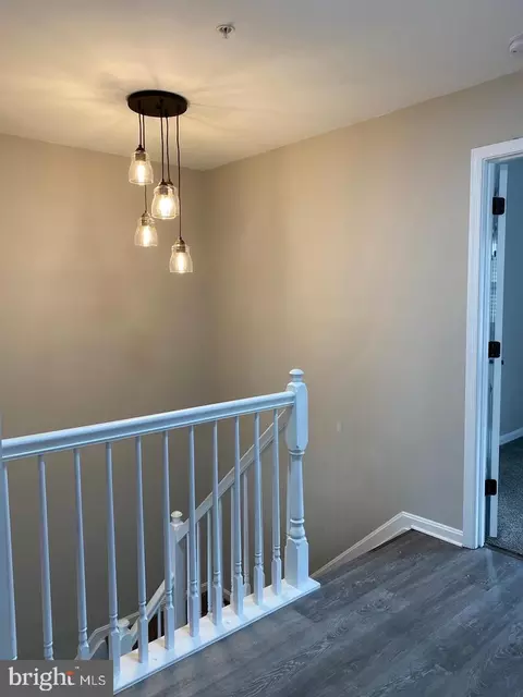 Entry Way - 8806 Briarcliff Ln, Frederick, MD 21701 photo 5 of 8