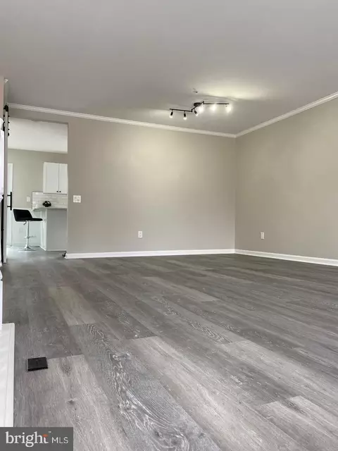 Living - 8806 Briarcliff Ln, Frederick, MD 21701 photo 2 of 5