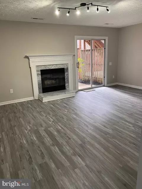 Living - 8806 Briarcliff Ln, Frederick, MD 21701 photo 5 of 5