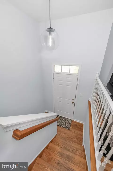 Entry Way - 1107 2nd Ave, Brunswick, MD 21716 photo 1 of 10
