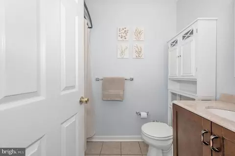 Entry Way - 1107 2nd Ave, Brunswick, MD 21716 photo 7 of 10