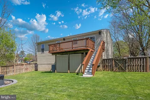 Exterior - 1107 2nd Ave, Brunswick, MD 21716 photo 5 of 7