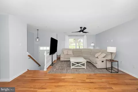 Living - 1107 2nd Ave, Brunswick, MD 21716 photo 1 of 1