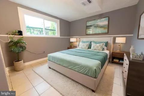 Bedroom - 550 Logan St, Frederick, MD 21701 photo 5 of 12
