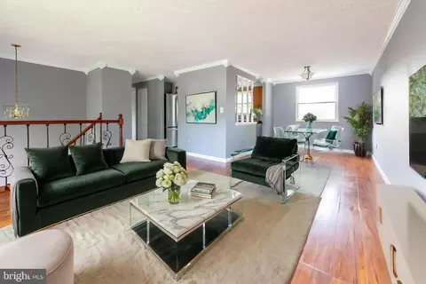 Living - 550 Logan St, Frederick, MD 21701 photo 4 of 7