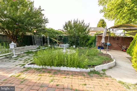 Exterior - 550 Logan St, Frederick, MD 21701 photo 1 of 3