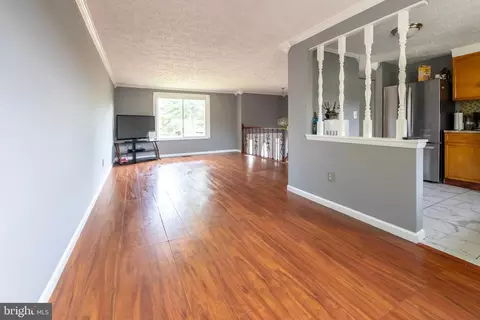 Living - 550 Logan St, Frederick, MD 21701 photo 7 of 7
