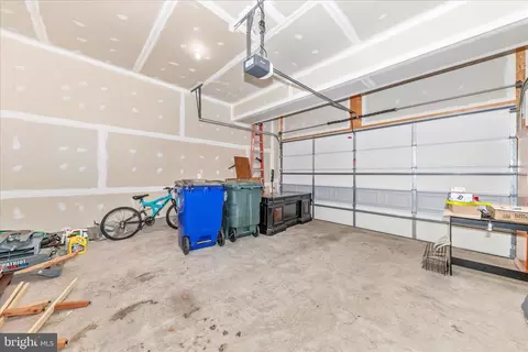 Entry Way - 1710 Trotter St, Frederick, MD 21702 photo 11 of 13