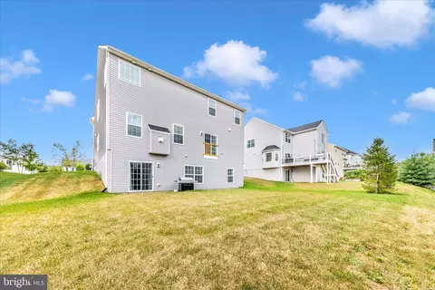 Exterior - 1710 Trotter St, Frederick, MD 21702 photo 7 of 11