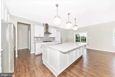 Entry Way - 1710 Trotter St, Frederick, MD 21702 photo 5 of 13